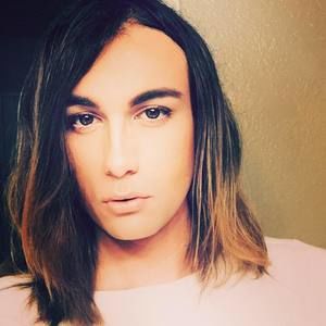 Meet your Posher, Ciara